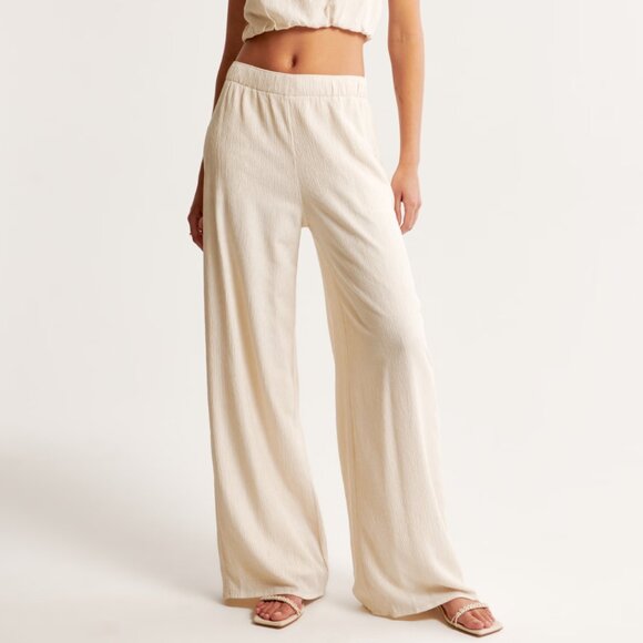 Abercrombie & Fitch Pants - NWT Abercrombie Crinkled Flare Pants Size XL